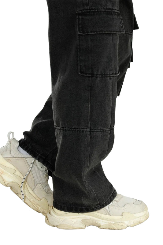 Baggy Jeans with Cargo Pockets